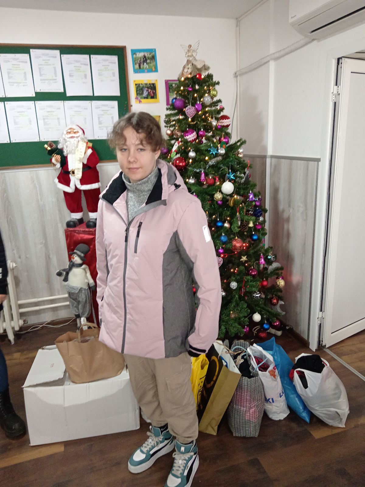 IMG-e9feef3ea67f917b06c7ff82b779c624-V
