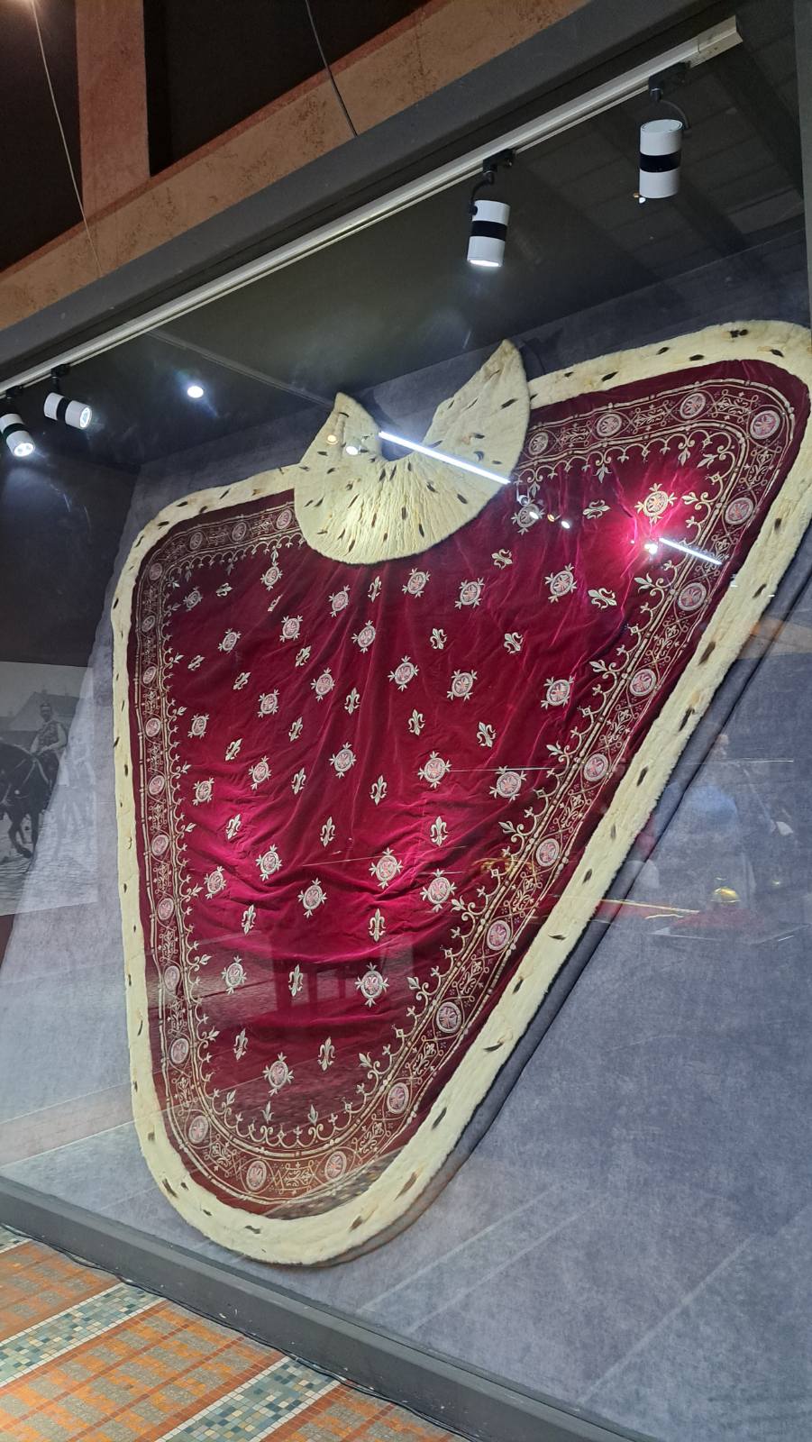 IMG-3fb0168d15d2888b1bafe46ec42a553e-V