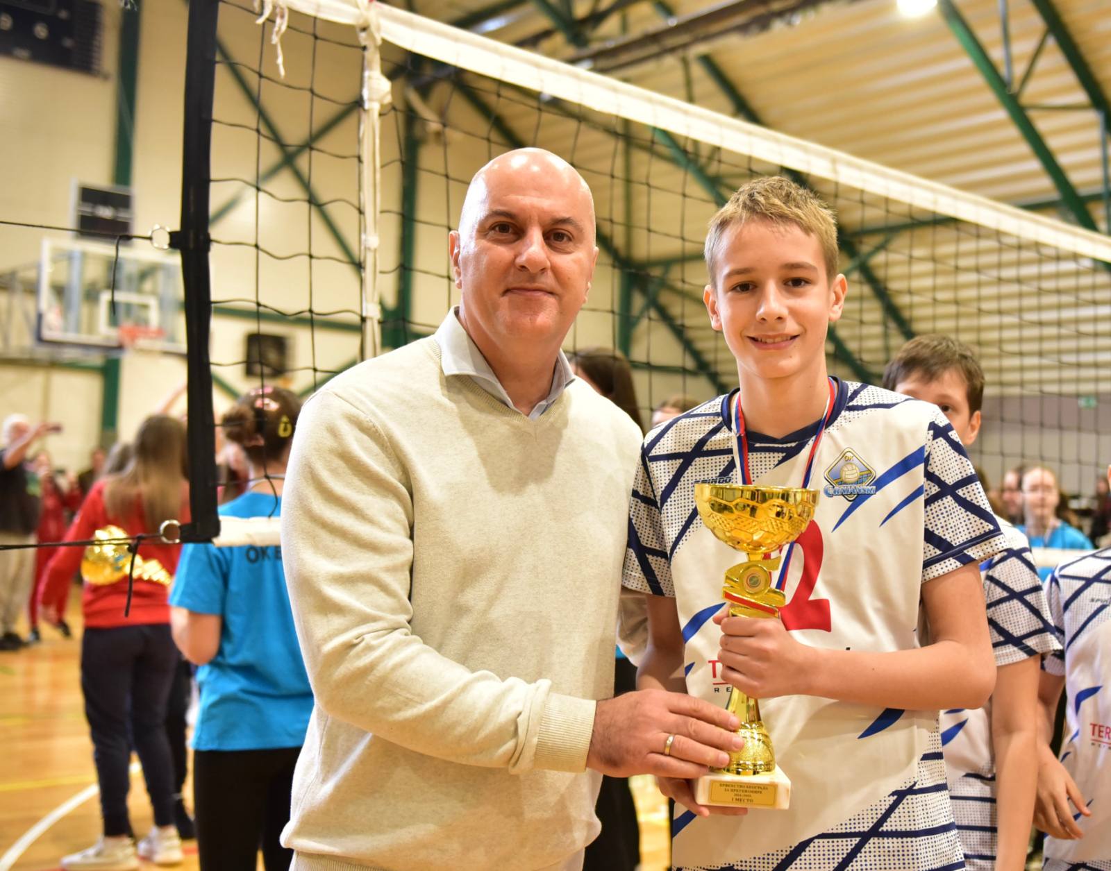 IMG-c15fb47fc9aad4d8524da6d3d3631075-V (1)