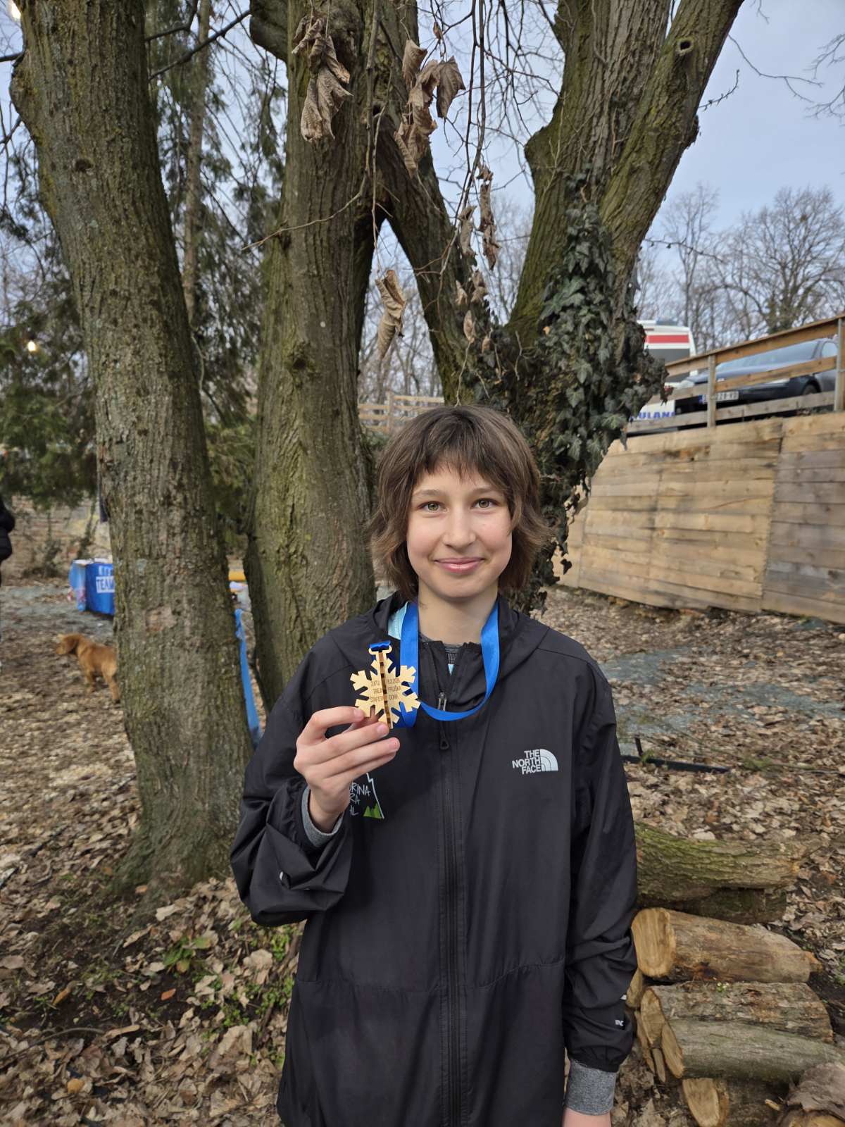 IMG-c4ad1a56105fe9022d2823cb855ea932-V